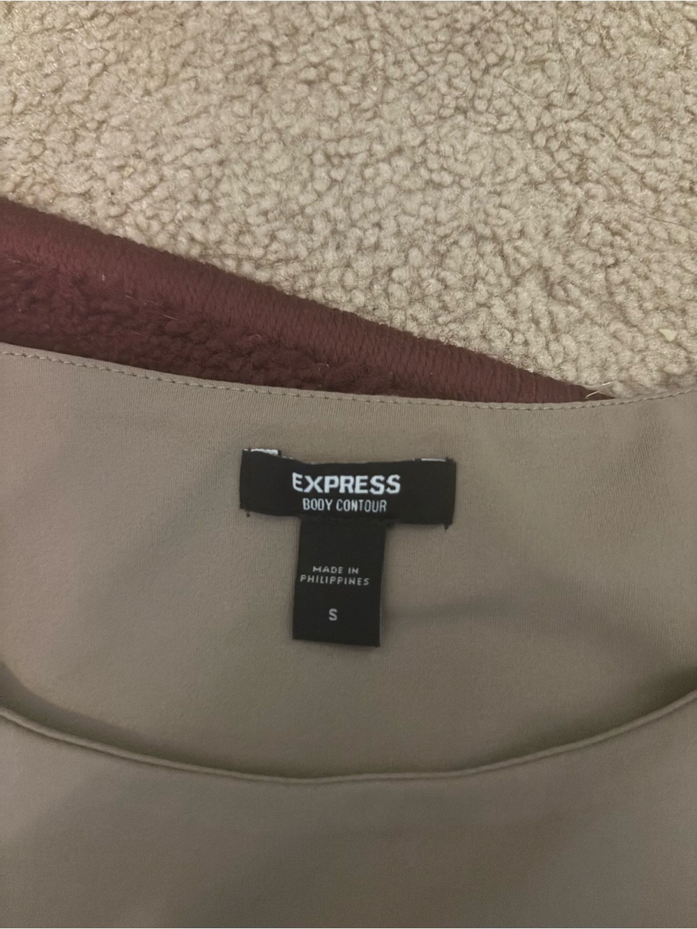 Express Women’s Body Contour Taupe Cropped Tank Top - Picture 3 of 3